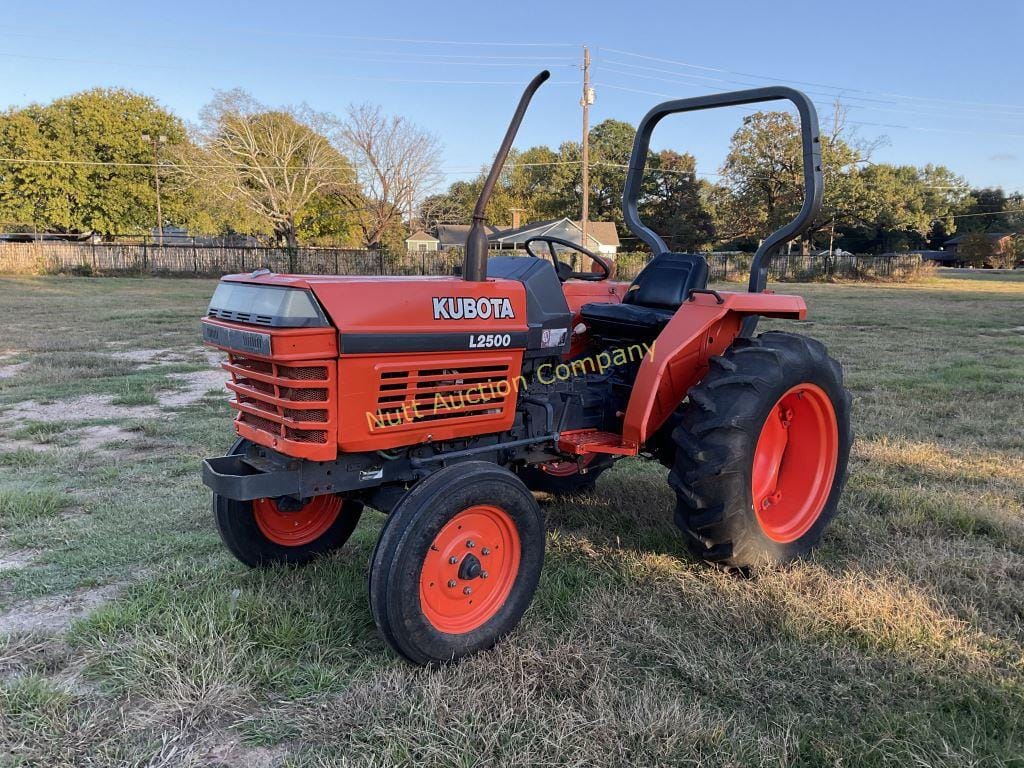Main image Kubota L2500