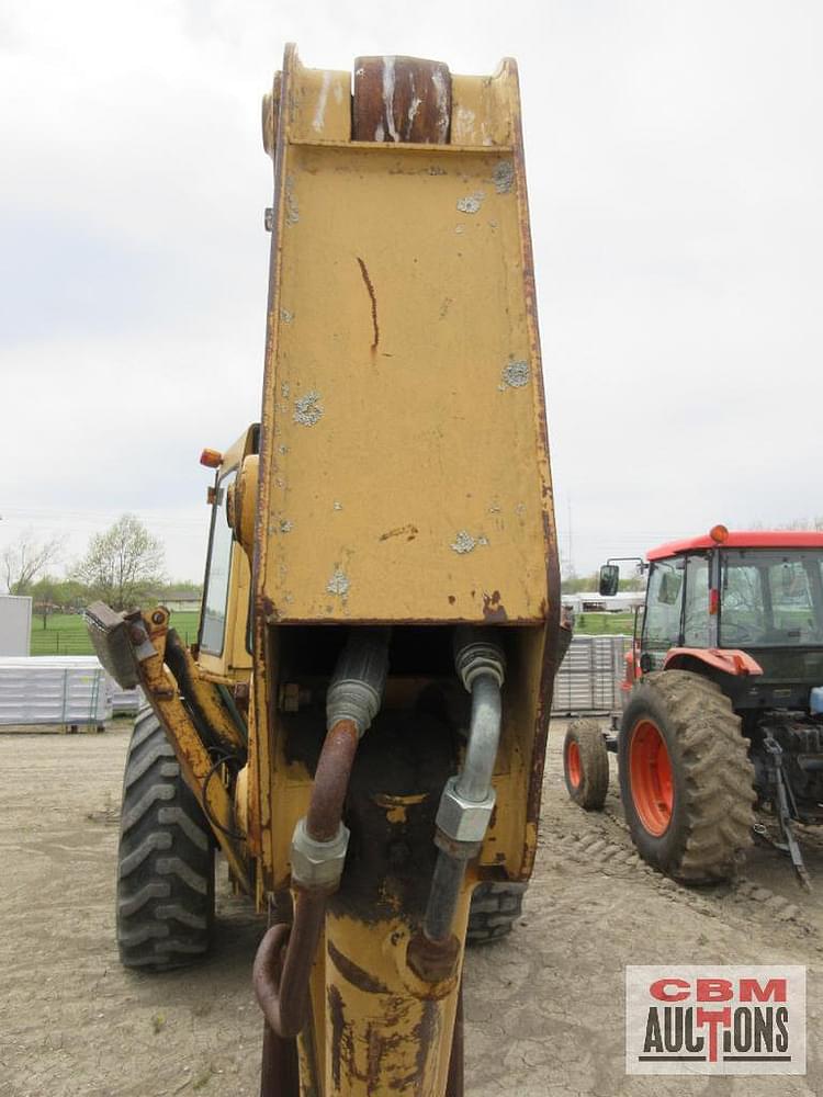 Main image Ford 555B 33