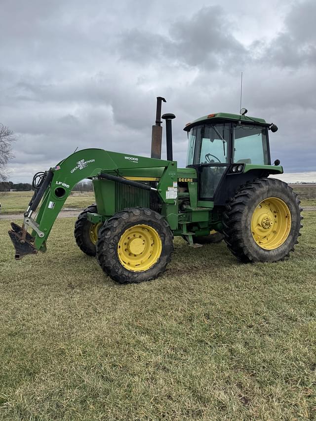 Image of John Deere 4255 equipment image 1