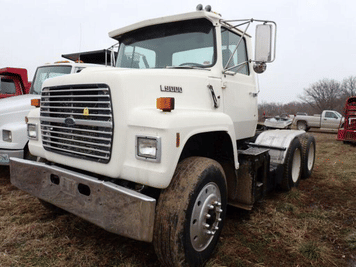Main image Ford L9000