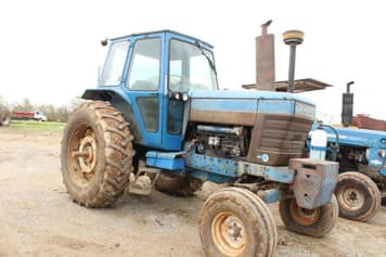 Main image Ford 8700