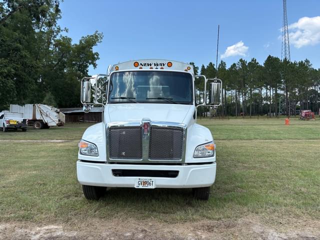 Image of Kenworth T480 equipment image 1