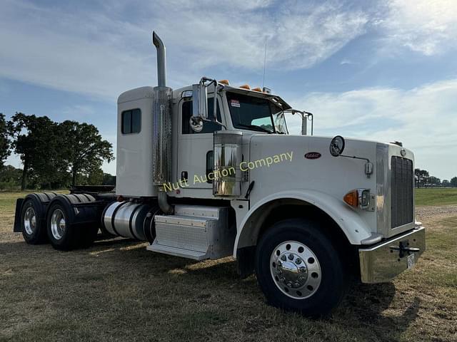 Image of Peterbilt 367 equipment image 3