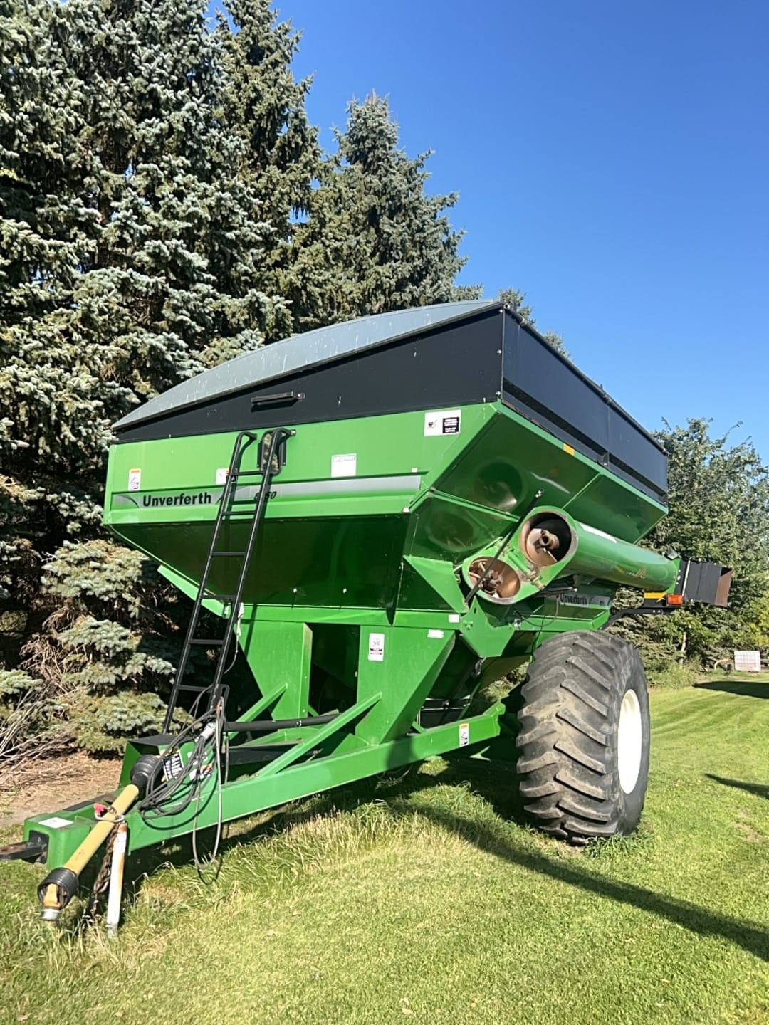 2006 Unverferth 8250 Equipment Image0