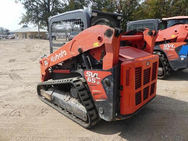 Image of Kubota SVL65-2 equipment image 3