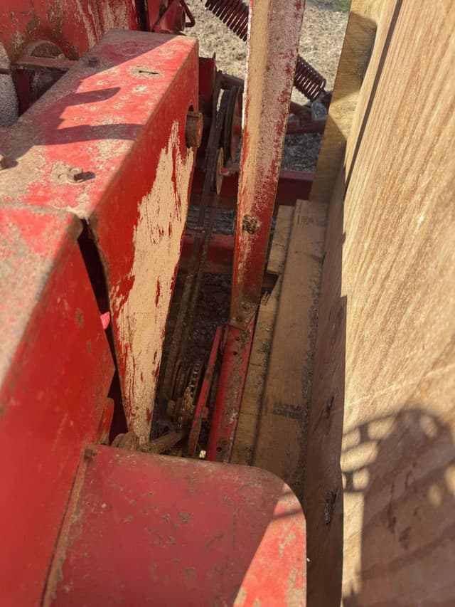 Image of Gehl 65MX equipment image 4