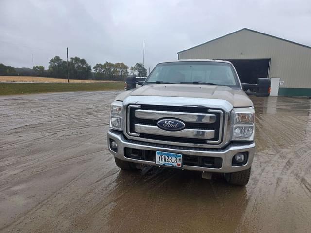 Image of Ford F-350 equipment image 3