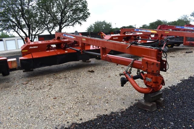 Image of New Holland H7450 equipment image 1