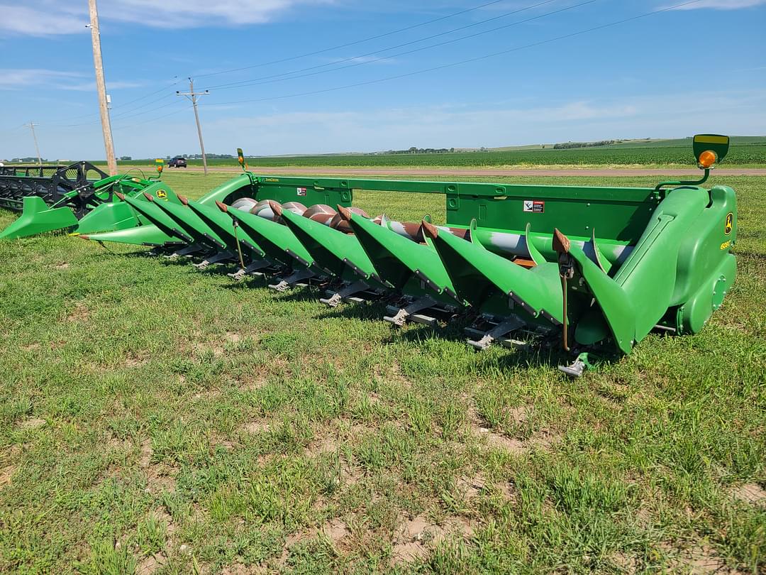 Image of John Deere 608C Primary image