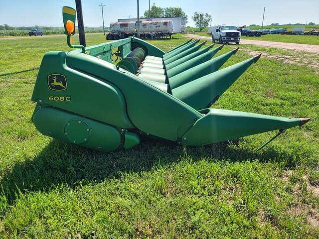 Image of John Deere 608C equipment image 4