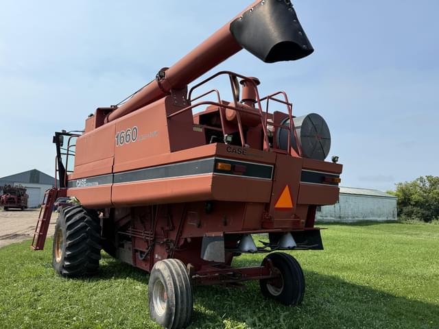 Image of Case IH 1660 equipment image 2