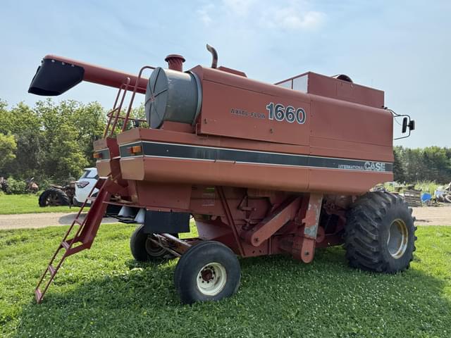Image of Case IH 1660 equipment image 4