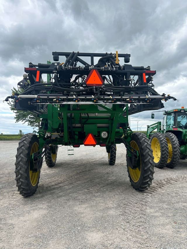 Image of John Deere 4830 equipment image 3