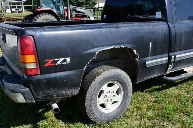 Image of Chevrolet 1500 equipment image 4