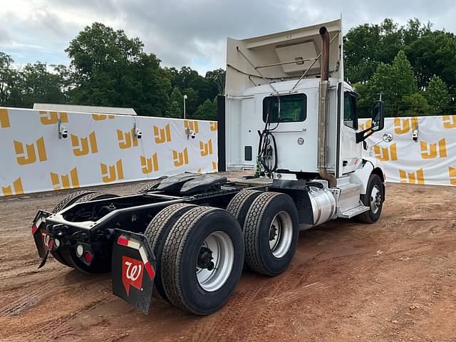 Image of Peterbilt 579 equipment image 4