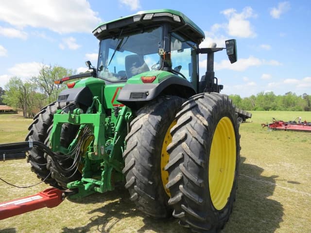 Image of John Deere 8R 250 equipment image 4