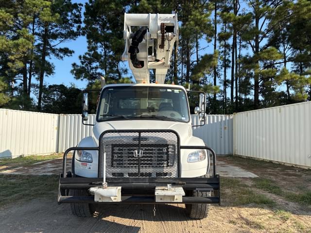 Image of Freightliner M2 equipment image 1