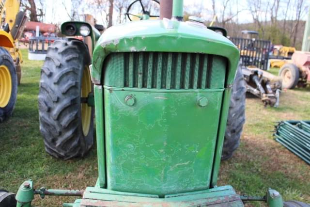 Image of John Deere 3020 equipment image 4