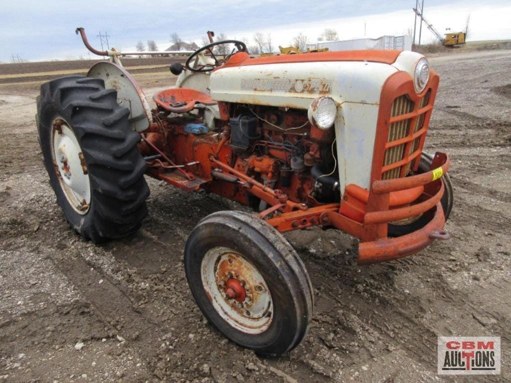 Ford 801 Equipment Image0