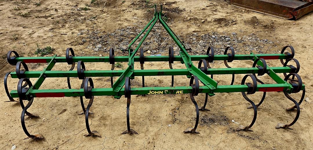 Image of John Deere 11 Image 0
