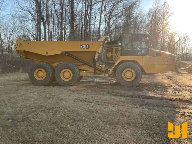 Image of Caterpillar 730 equipment image 3