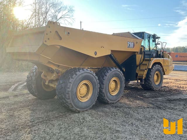Image of Caterpillar 730 equipment image 4