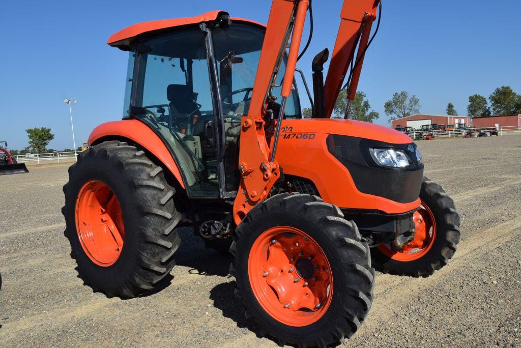 Main image Kubota M7060