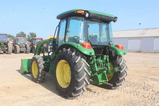 Image of John Deere 5075E equipment image 1