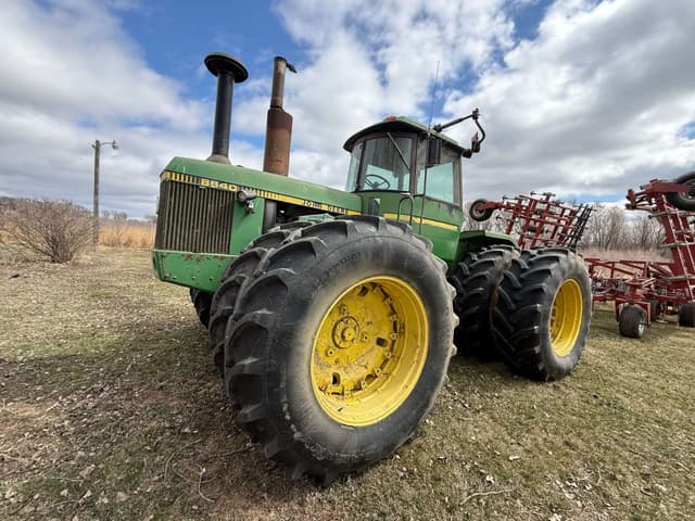 Image of John Deere 8640 equipment image 1