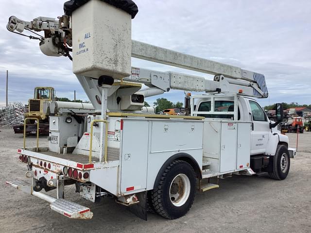 Image of GMC C7500 equipment image 4