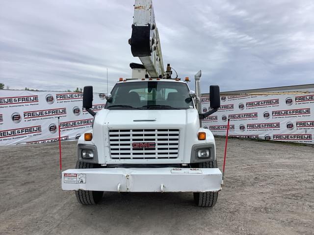 Image of GMC C7500 equipment image 1