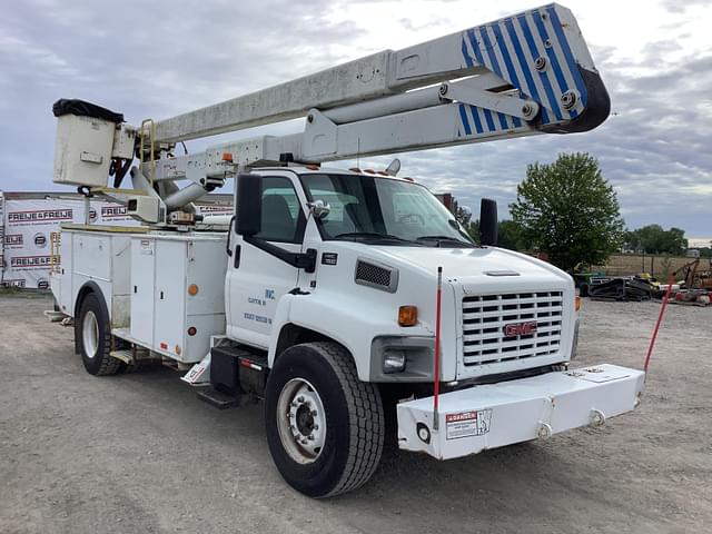 Image of GMC C7500 equipment image 2