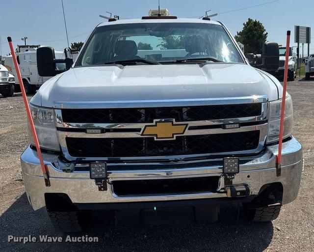 Image of Chevrolet 2500HD equipment image 1
