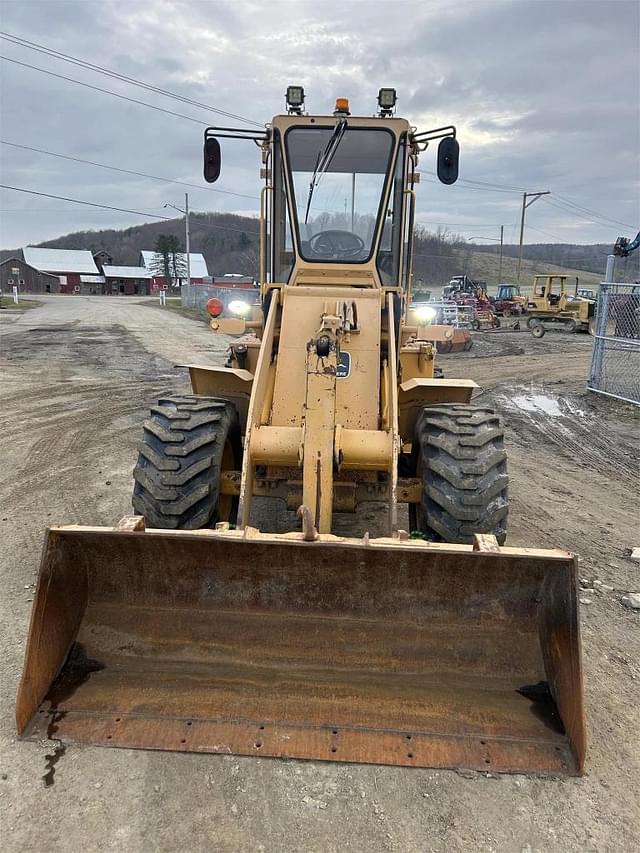 Image of John Deere 84 equipment image 4