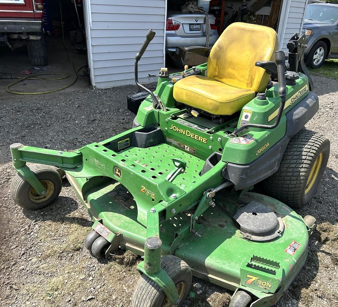 Image of John Deere 2960A Image 0
