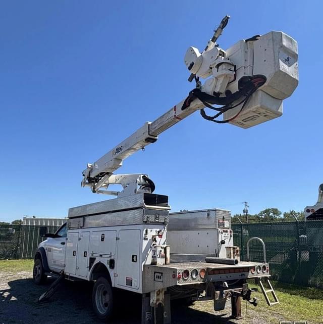 Image of Dodge Ram 5500 equipment image 3