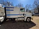 1998 Freightliner FLD120 Image