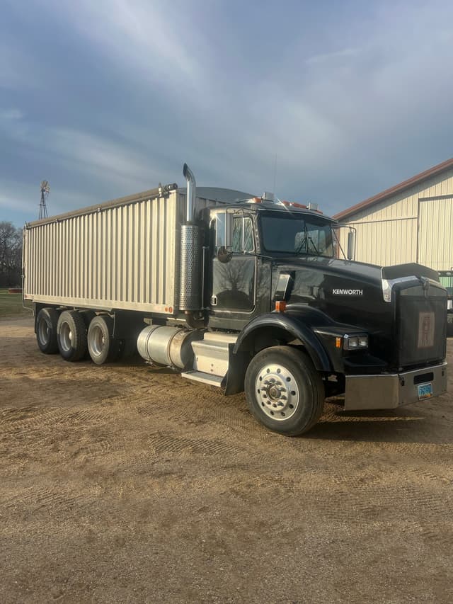Image of Kenworth T800 equipment image 1