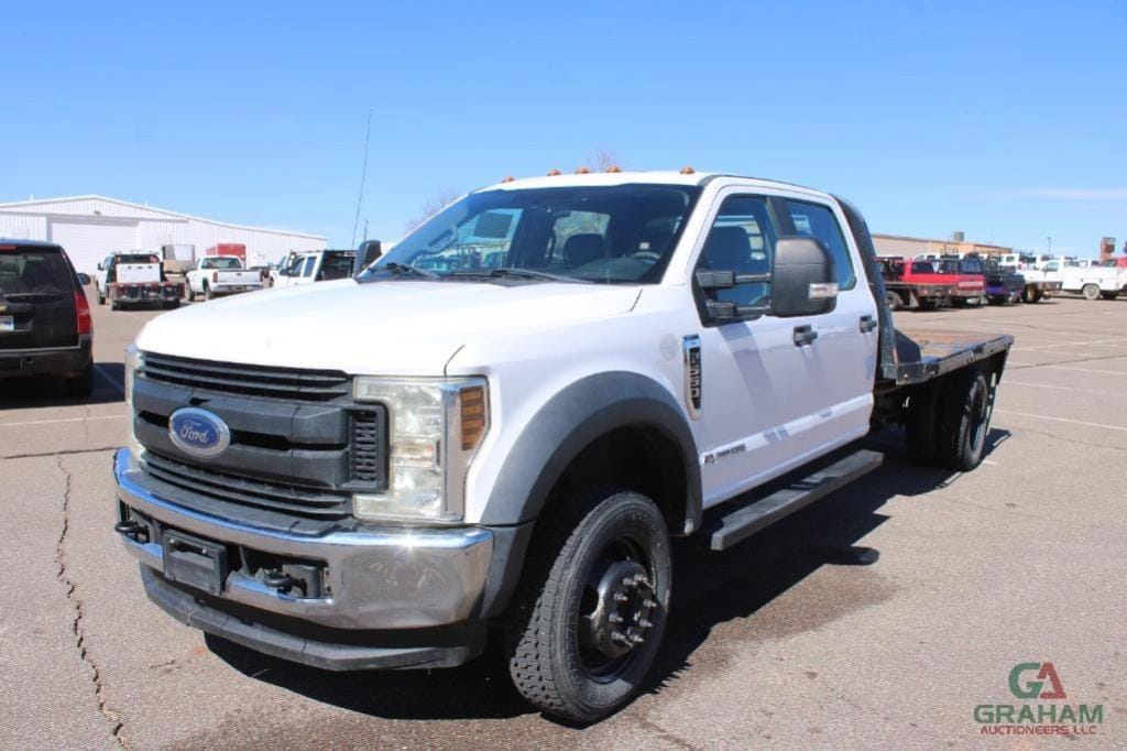 2018 Ford F-550 Equipment Image0