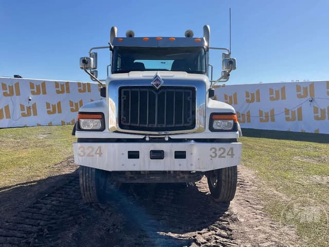 Image of International HX515 equipment image 1