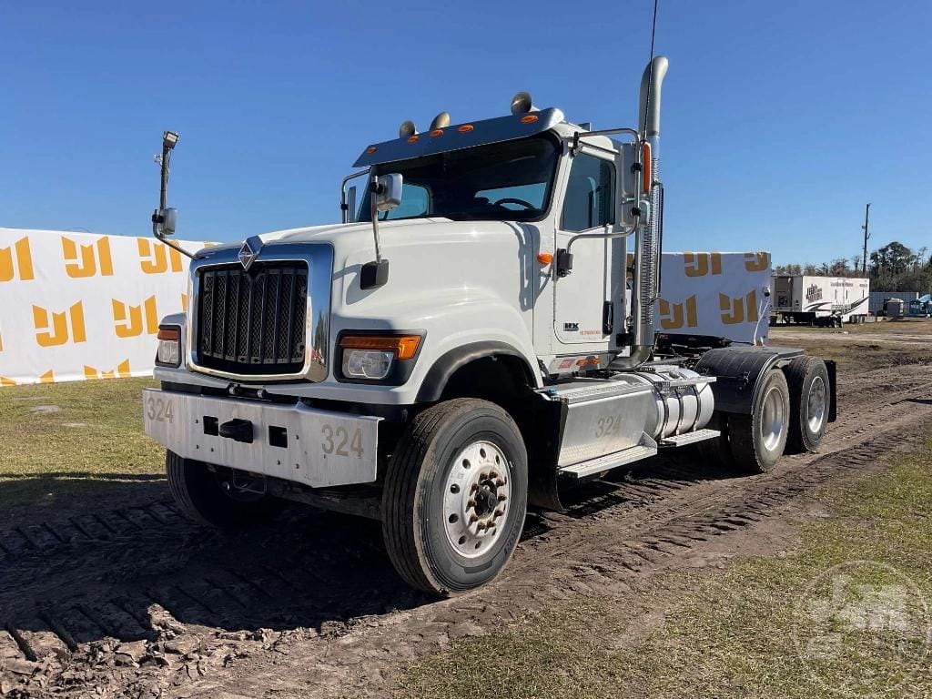 2020 International HX515 Equipment Image0