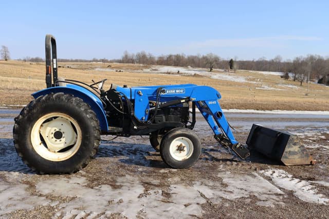 Image of New Holland TT75A equipment image 1