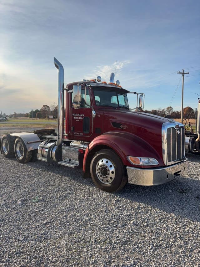 Image of Peterbilt 386 equipment image 1
