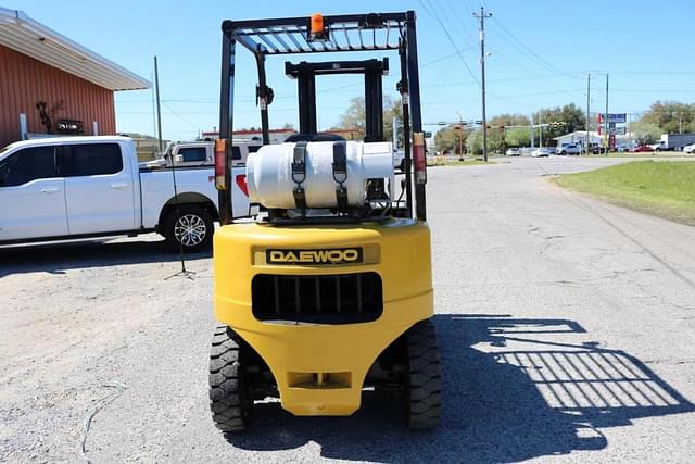Image of Daewoo G20E-3 equipment image 2