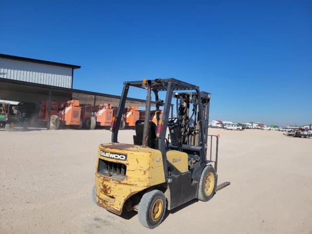 Image of Daewoo D25S equipment image 4