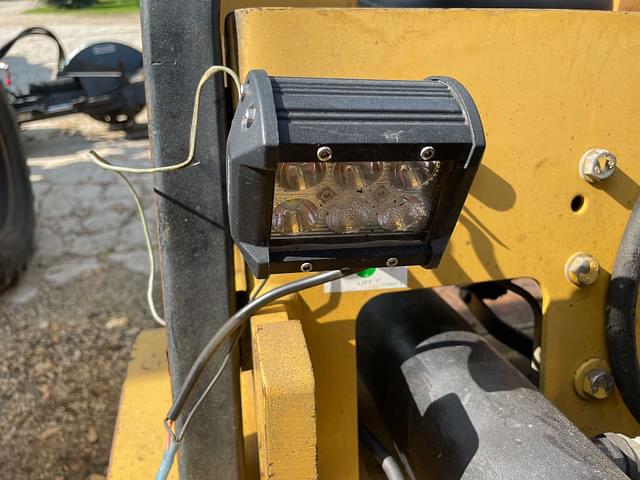 Image of Daewoo G30S equipment image 3