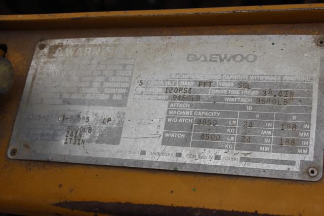 Image of Daewoo G25 equipment image 4