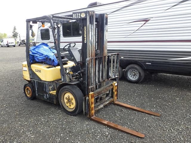 Image of Daewoo G25E-3 equipment image 2