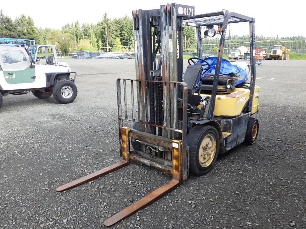 Daewoo G25E-3 Equipment Image0