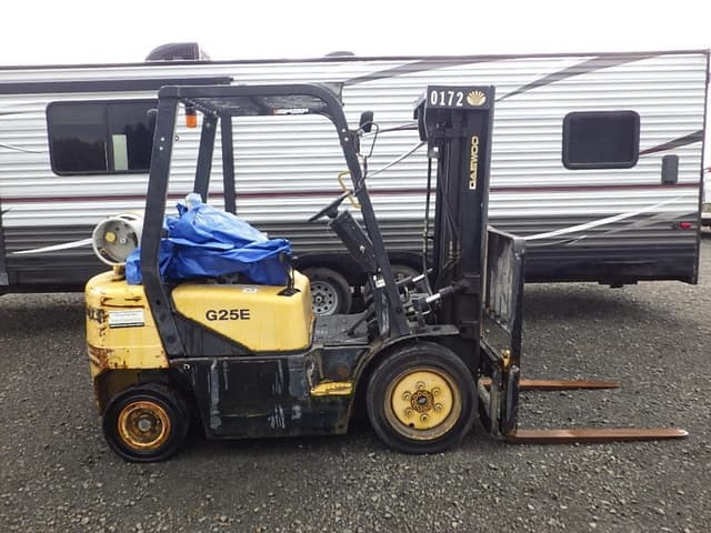 Image of Daewoo G25E-3 equipment image 3